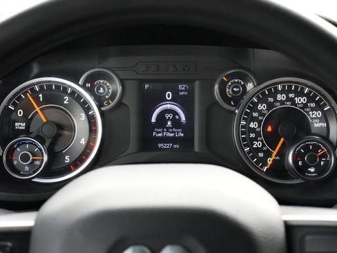 Used 2022 RAM 2500 Tradesman AWD/4WD image 9