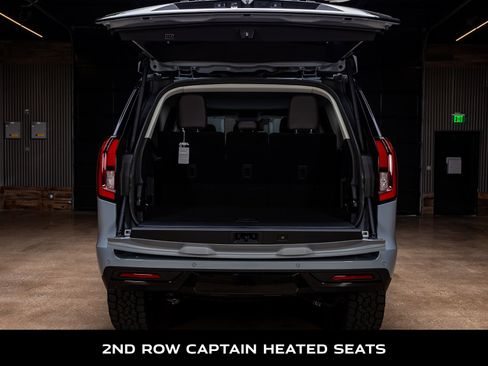 Used 2025 Ford Expedition Platinum w/ Platinum Ultimate Package image 9