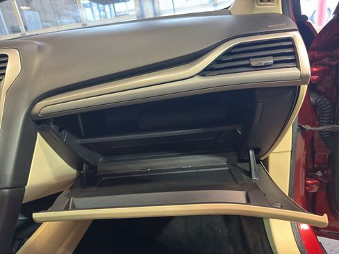 Used 2013 Ford Fusion SE FWD image 23