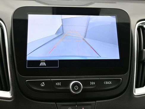 Used 2024 Chevrolet Malibu LT FWD image 14