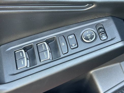 Used 2023 Honda Accord EX image 12