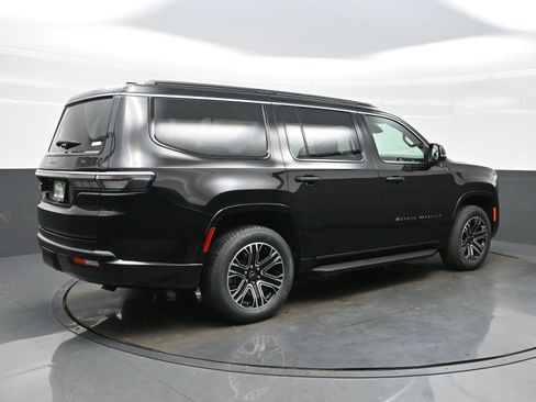 New 2026 Jeep Grand Wagoneer 4WD image 6