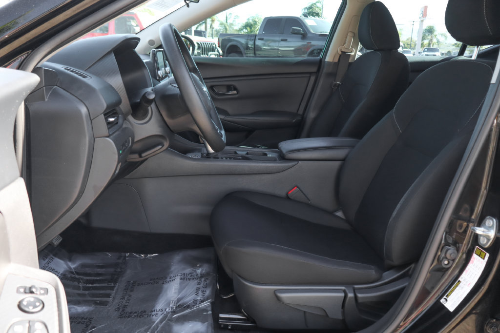 Used 2025 Nissan Sentra S FWD image 18