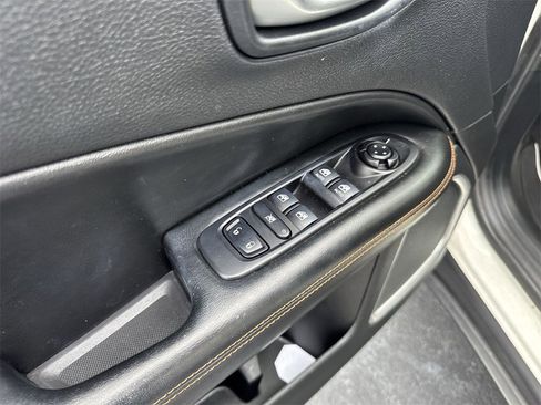 Used 2020 Jeep Compass Limited image 13