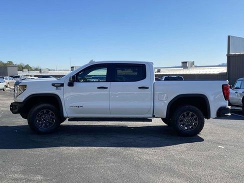 Used 2024 GMC Sierra 1500 AT4X image 7