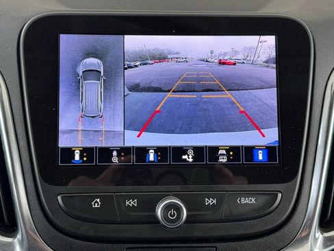 Used 2022 Chevrolet Equinox LT image 34