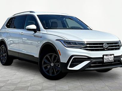 Used 2023 Volkswagen Tiguan SE