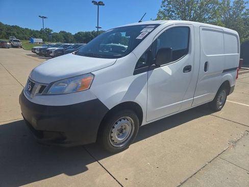 Used 2015 Nissan NV200 S w/ Cruise Control Package FWD image 4