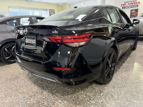 Used 2023 Nissan Sentra SR w/ SR Premium Package FWD image 22