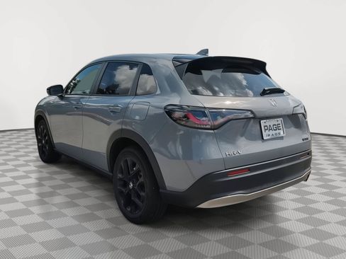 Used 2024 Honda HR-V Sport image 25