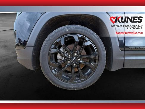Used 2019 GMC Terrain SLT w/ Preferred Package AWD/4WD image 8