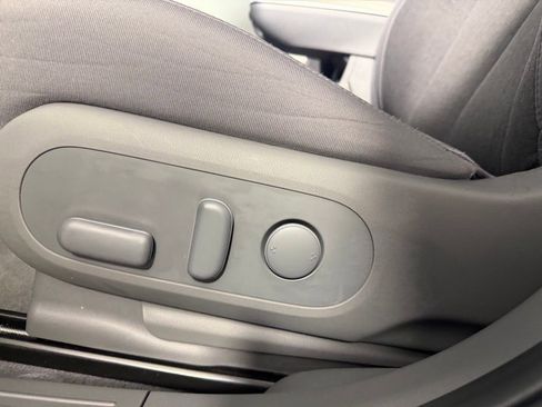 Used 2024 Hyundai Ioniq 5 SEL RWD image 24