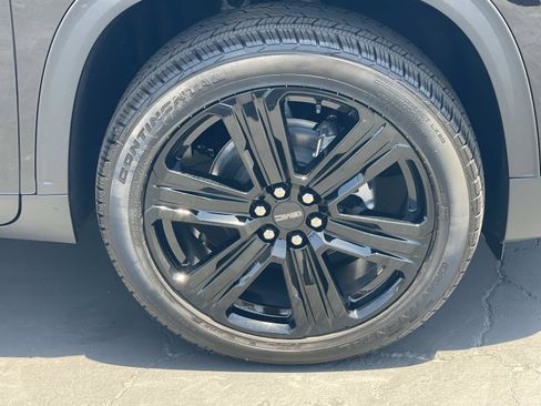 New 2026 GMC Acadia Elevation w/ Black Edition FWD image 30