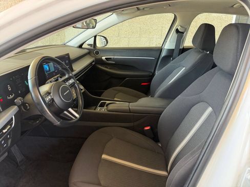 Used 2025 Hyundai Sonata SEL FWD image 22