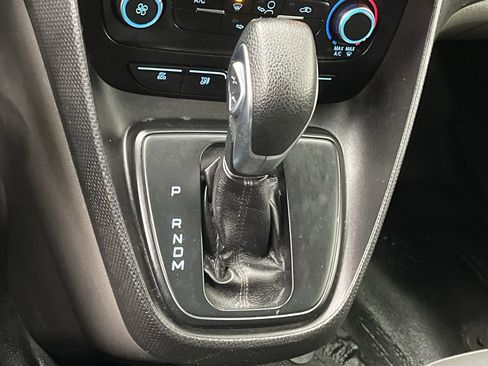 Used 2020 Ford Transit Connect XL image 19
