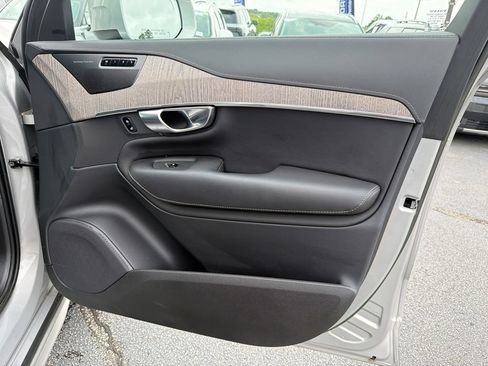 Used 2023 Volvo XC90 B6 Ultimate w/ Protection Package Premier AWD/4WD image 14