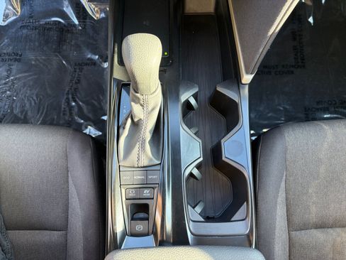 Used 2025 Toyota Camry LE FWD image 23