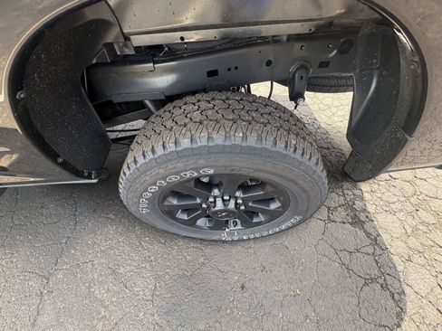 New 2026 RAM 2500 Tradesman AWD/4WD image 10