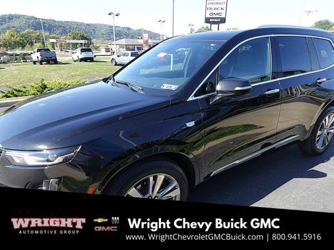 Used 2025 Cadillac XT6 Premium Luxury image 6