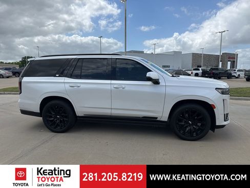 Used 2022 Cadillac Escalade Sport w/ Touring Package image 8