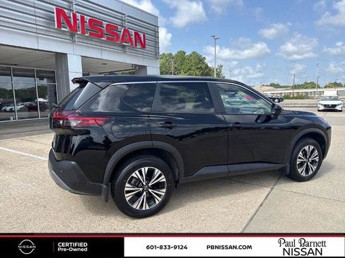 Certified 2023 Nissan Rogue SV FWD image 8