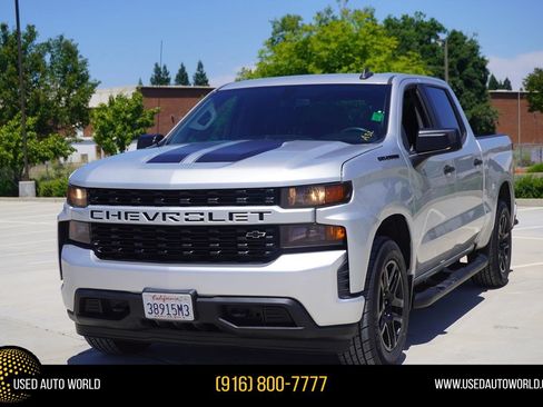 Used 2021 Chevrolet Silverado 1500 LT Trail Boss w/ Bed Protection Package AWD/4WD image 1