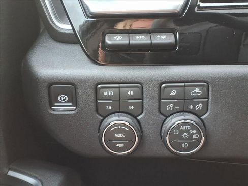 New 2026 Chevrolet Silverado 3500 High Country w/ High Country Premium Package AWD/4WD image 17