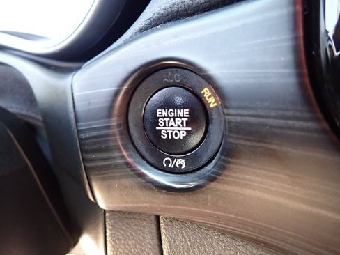 Used 2020 Jeep Grand Cherokee Altitude AWD/4WD image 24