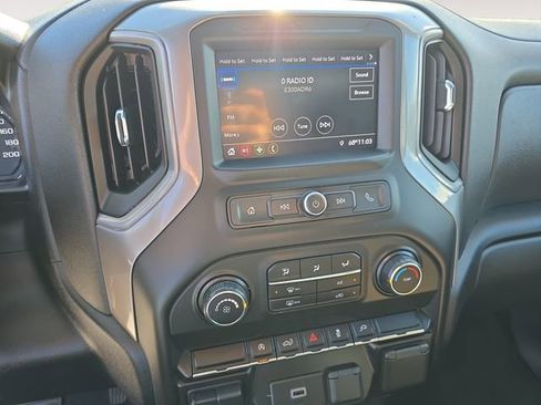 Used 2020 Chevrolet Silverado 1500 Custom image 10