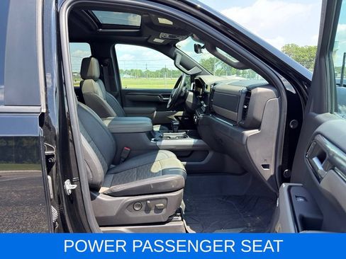 Used 2024 Chevrolet Silverado 1500 ZR2 w/ Technology Package AWD/4WD image 12