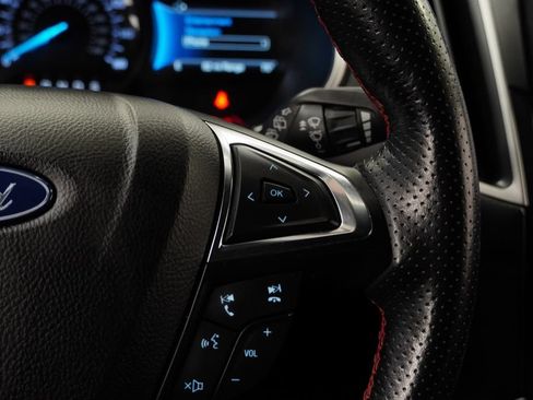 Used 2021 Ford Edge ST-Line FWD image 22