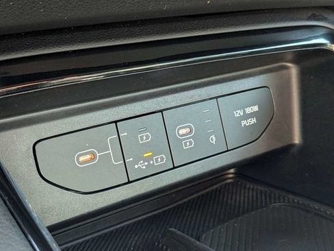 Used 2025 Kia K5 GT-Line w/ GT-Line Premium Package FWD image 32