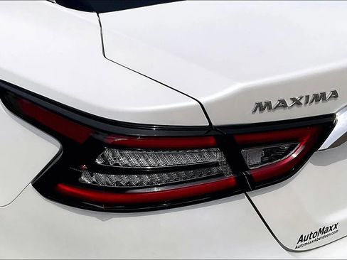 Used 2023 Nissan Maxima SL FWD image 29