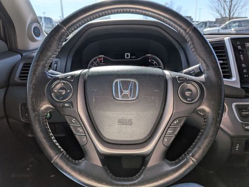 Used 2018 Honda Pilot EX-L image 17