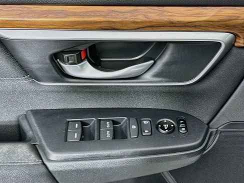 Used 2019 Honda CR-V EX image 18