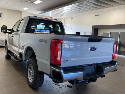 New 2026 Ford F250 XL w/ XL Chrome Package image 5