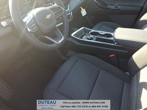 New 2026 Chevrolet Equinox LT w/ Safety and Technology Package AWD/4WD image 13