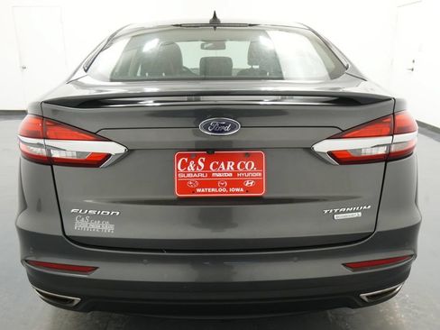Used 2020 Ford Fusion Titanium FWD image 7