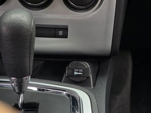 Used 2010 Dodge Challenger SE image 18