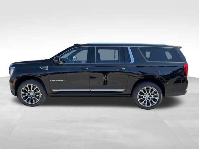New 2026 GMC Yukon XL Denali w/ Denali Reserve Package AWD/4WD image 4