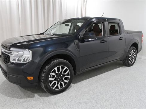 Used 2022 Ford Maverick Lariat w/ Lariat Luxury Package image 3