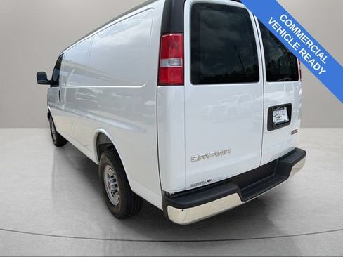 Used 2025 GMC Savana 2500 w/ Driver Convenience Package RWD image 5