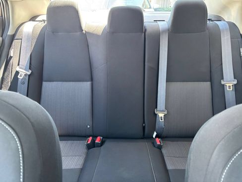 Used 2025 Nissan Sentra SV FWD image 36