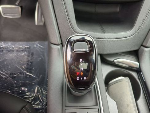 New 2024 Cadillac XT6 Sport w/ Technology Package image 16