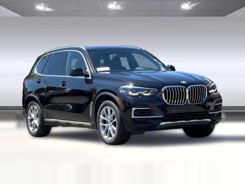 Used 2023 BMW X5 xDrive40i w/ Premium Package AWD/4WD image 6