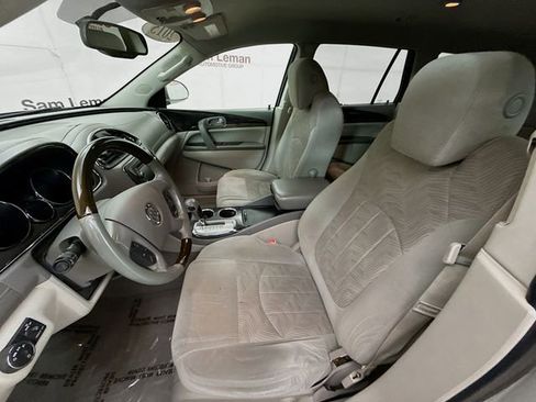 Used 2015 Buick Enclave Convenience w/ Trailering Package FWD image 19