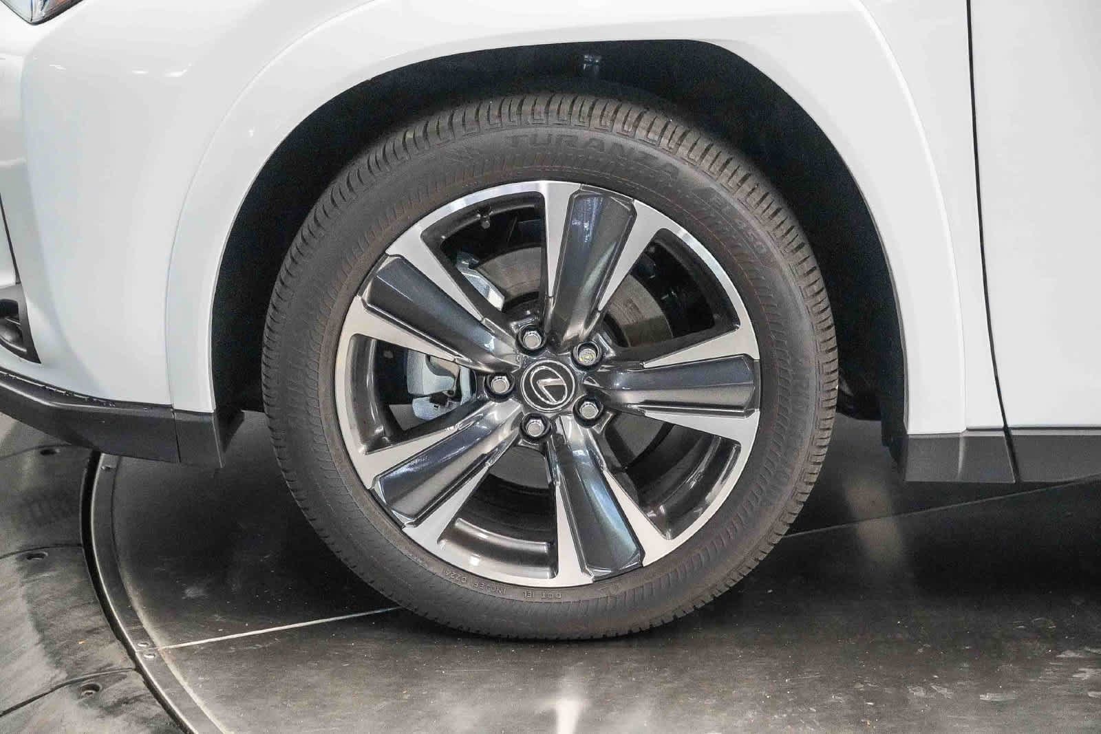 Used 2026 Lexus UX 300h AWD w/ Accessory Package (Z2) image 9