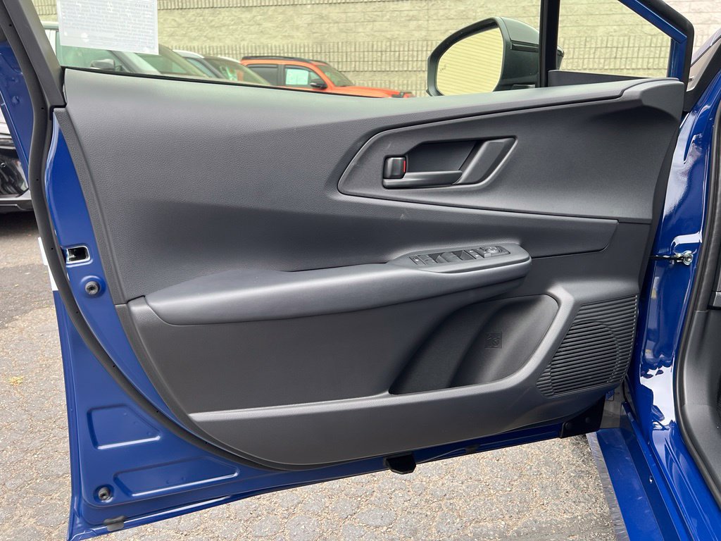 New 2027 Toyota Prius Plug-In Hybrid FWD image 34