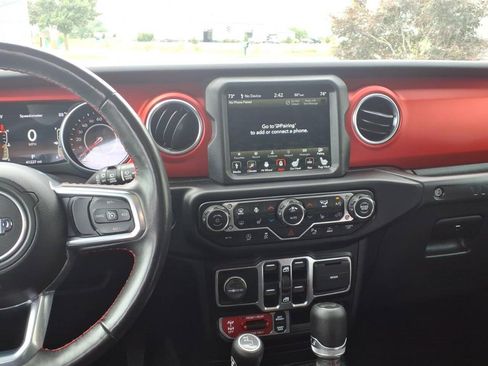 Used 2021 Jeep Wrangler Unlimited Rubicon AWD/4WD image 6