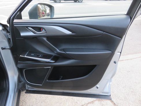 Used 2020 MAZDA CX-9 Touring w/ Touring Premium Package image 26